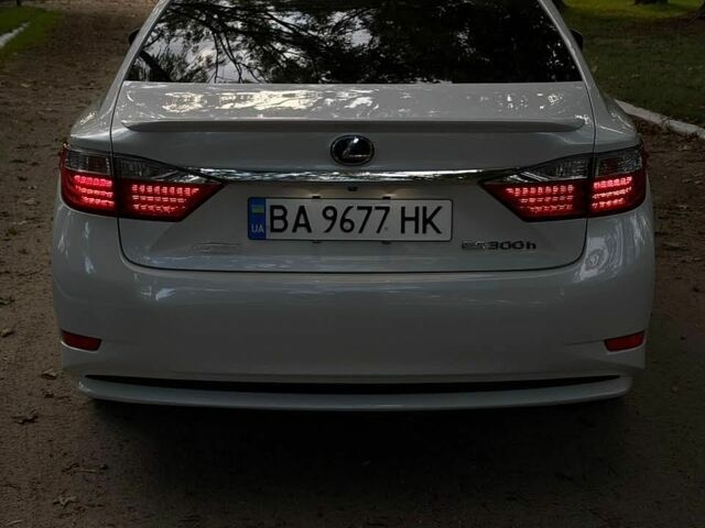 Белый Лексус ЕС, объемом двигателя 2.5 л и пробегом 187 тыс. км за 17800 $, фото 9 на Automoto.ua