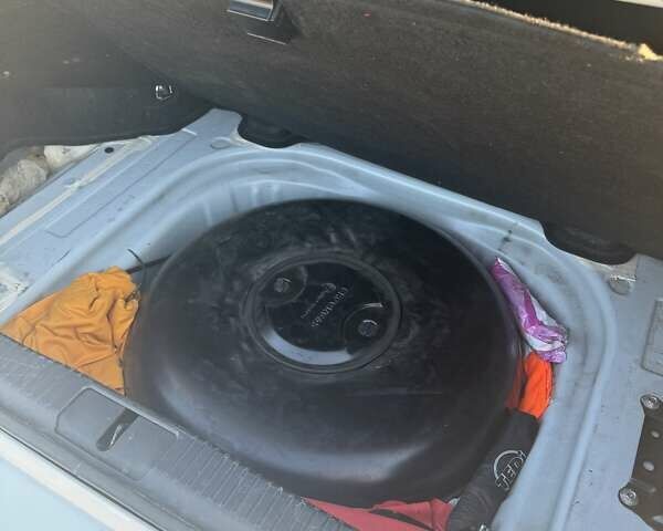 Белый Лексус ЕС, объемом двигателя 2.49 л и пробегом 362 тыс. км за 14700 $, фото 20 на Automoto.ua