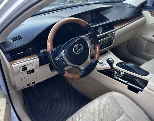 Білий Лексус ЕС, об'ємом двигуна 2.49 л та пробігом 183 тис. км за 14999 $, фото 6 на Automoto.ua