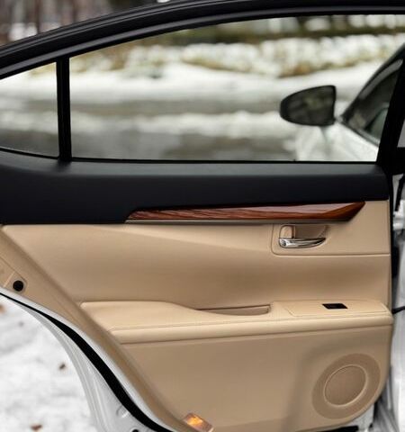 Белый Лексус ЕС, объемом двигателя 2.49 л и пробегом 79 тыс. км за 20499 $, фото 26 на Automoto.ua