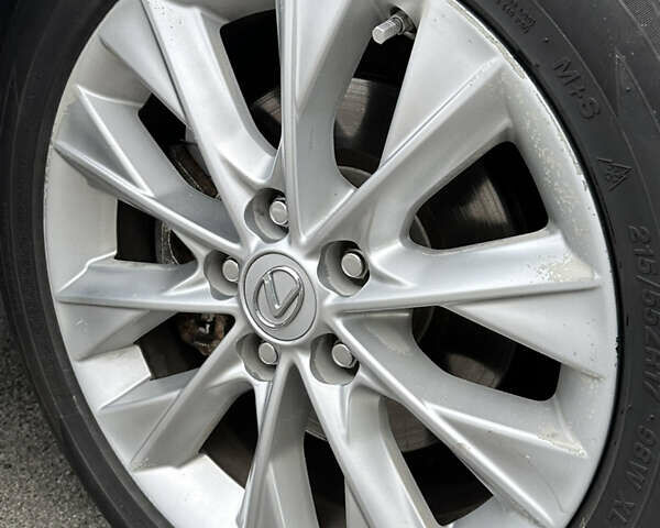 Білий Лексус ЕС, об'ємом двигуна 2.49 л та пробігом 228 тис. км за 17300 $, фото 14 на Automoto.ua