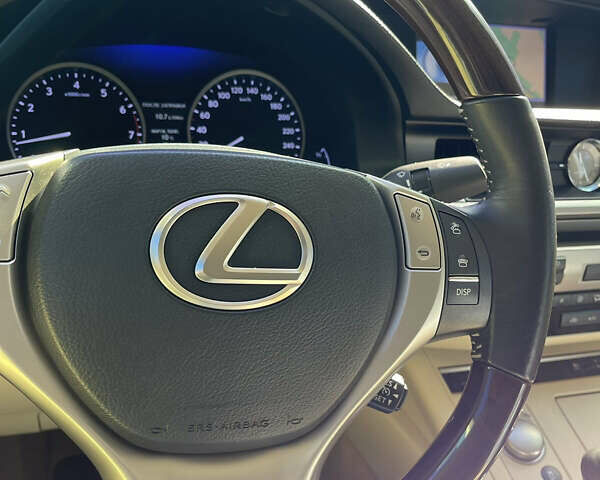 Білий Лексус ЕС, об'ємом двигуна 3.46 л та пробігом 165 тис. км за 20600 $, фото 22 на Automoto.ua