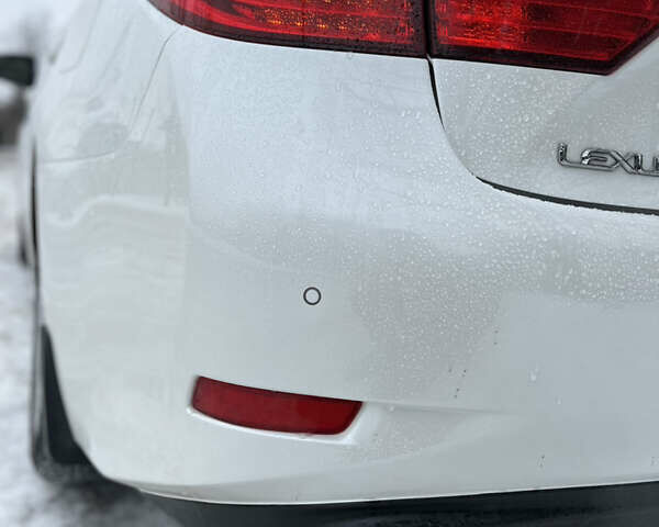 Белый Лексус ЕС, объемом двигателя 2.5 л и пробегом 199 тыс. км за 15199 $, фото 5 на Automoto.ua