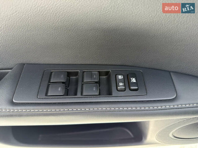 Белый Лексус ЕС, объемом двигателя 3.5 л и пробегом 87 тыс. км за 22500 $, фото 67 на Automoto.ua