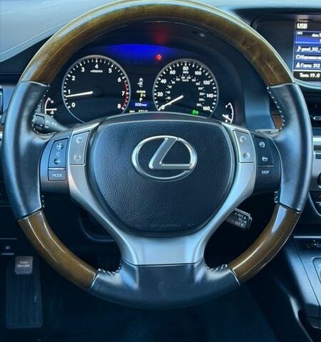 Білий Лексус ЕС, об'ємом двигуна 3.44 л та пробігом 87 тис. км за 22700 $, фото 17 на Automoto.ua