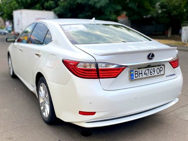 Білий Лексус ЕС, об'ємом двигуна 2.5 л та пробігом 280 тис. км за 18500 $, фото 2 на Automoto.ua