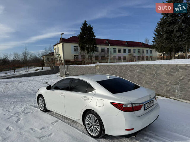 Белый Лексус ЕС, объемом двигателя 3.5 л и пробегом 87 тыс. км за 22500 $, фото 7 на Automoto.ua