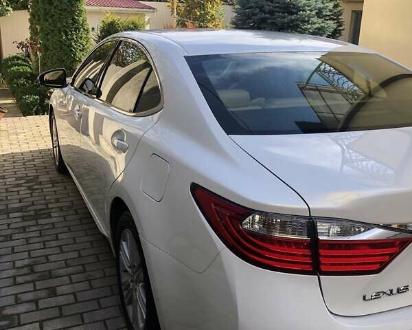 Белый Лексус ЕС, объемом двигателя 2.49 л и пробегом 204 тыс. км за 20000 $, фото 3 на Automoto.ua