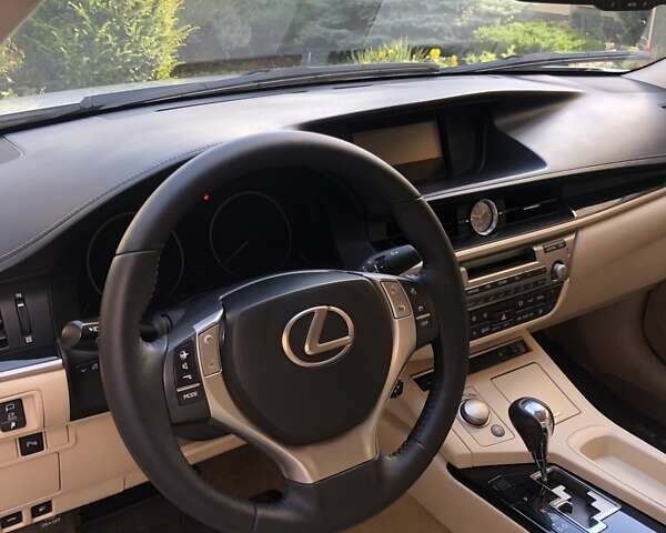 Белый Лексус ЕС, объемом двигателя 2.49 л и пробегом 204 тыс. км за 20000 $, фото 8 на Automoto.ua