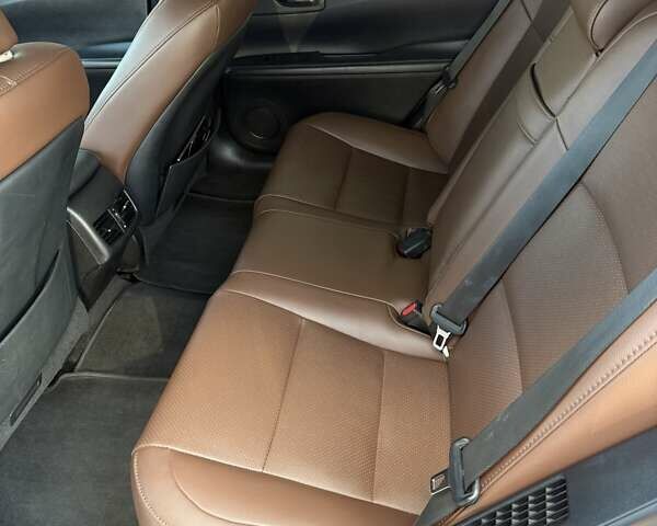 Белый Лексус ЕС, объемом двигателя 2.49 л и пробегом 215 тыс. км за 18750 $, фото 8 на Automoto.ua