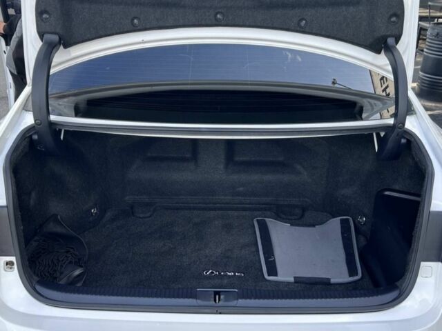 Белый Лексус ЕС, объемом двигателя 2.5 л и пробегом 183 тыс. км за 14999 $, фото 8 на Automoto.ua