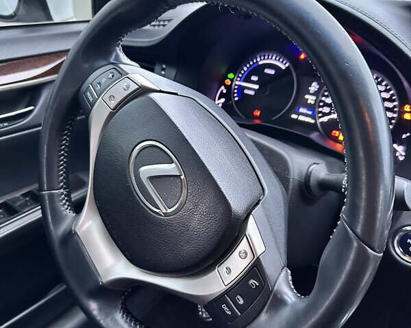 Білий Лексус ЕС, об'ємом двигуна 2.49 л та пробігом 228 тис. км за 17300 $, фото 41 на Automoto.ua