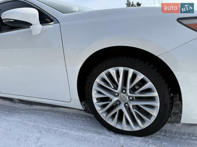 Белый Лексус ЕС, объемом двигателя 3.5 л и пробегом 87 тыс. км за 22500 $, фото 52 на Automoto.ua
