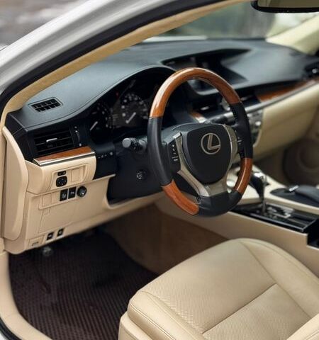 Белый Лексус ЕС, объемом двигателя 2.49 л и пробегом 79 тыс. км за 20499 $, фото 11 на Automoto.ua