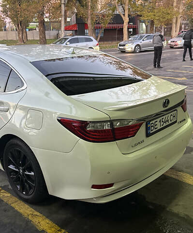 Білий Лексус ЕС, об'ємом двигуна 2.49 л та пробігом 100 тис. км за 25000 $, фото 1 на Automoto.ua