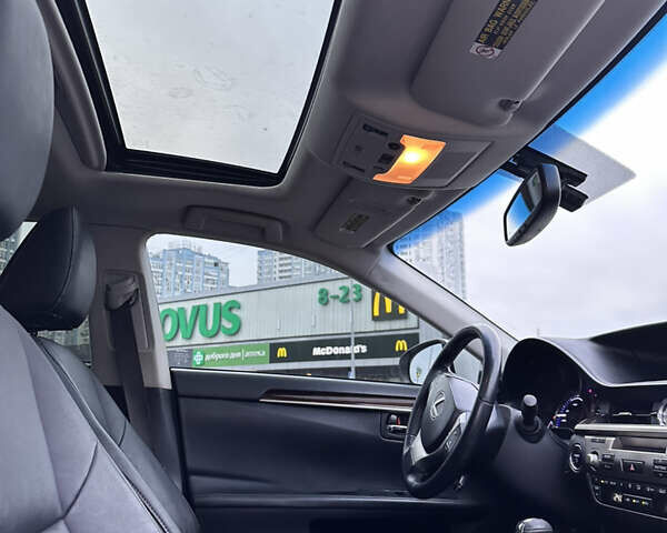 Білий Лексус ЕС, об'ємом двигуна 2.49 л та пробігом 228 тис. км за 17300 $, фото 44 на Automoto.ua