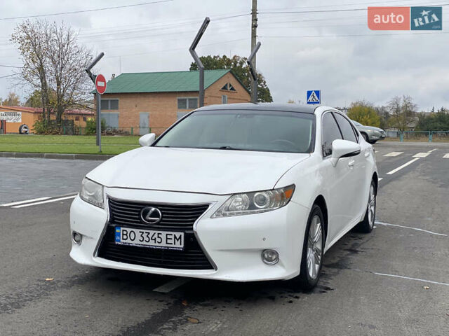 Белый Лексус ЕС, объемом двигателя 3.5 л и пробегом 270 тыс. км за 13200 $, фото 1 на Automoto.ua