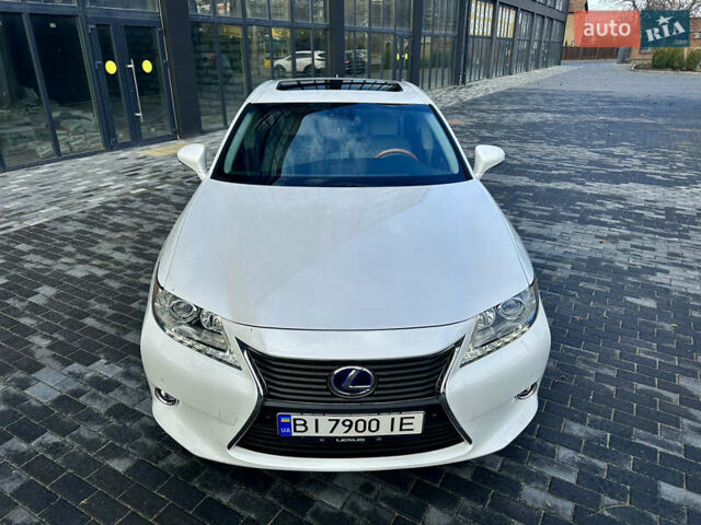 Белый Лексус ЕС, объемом двигателя 2.49 л и пробегом 167 тыс. км за 17500 $, фото 12 на Automoto.ua