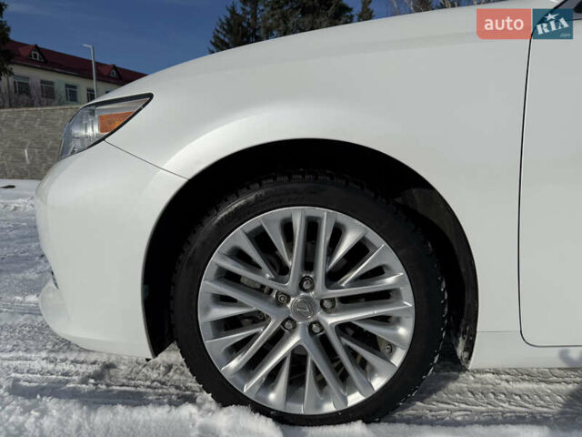 Белый Лексус ЕС, объемом двигателя 3.5 л и пробегом 87 тыс. км за 22500 $, фото 39 на Automoto.ua