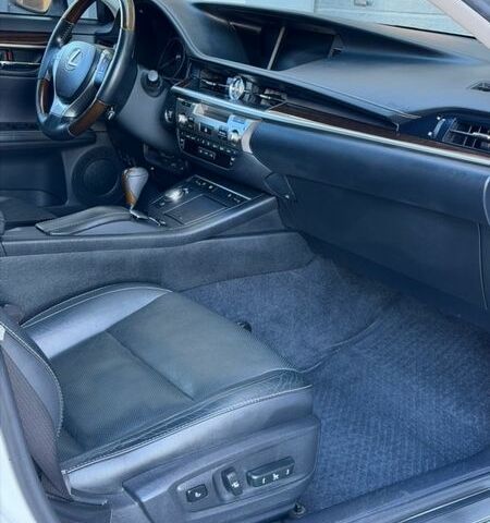 Білий Лексус ЕС, об'ємом двигуна 3.44 л та пробігом 87 тис. км за 22700 $, фото 27 на Automoto.ua