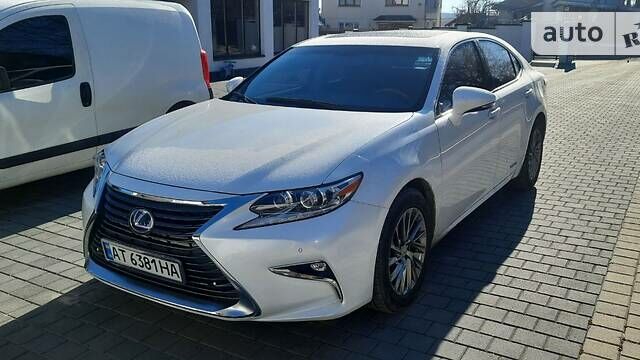 Білий Лексус ЕС, об'ємом двигуна 2.5 л та пробігом 235 тис. км за 17000 $, фото 1 на Automoto.ua