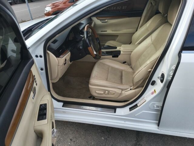 Белый Лексус ЕС, объемом двигателя 2 л и пробегом 160 тыс. км за 14300 $, фото 4 на Automoto.ua