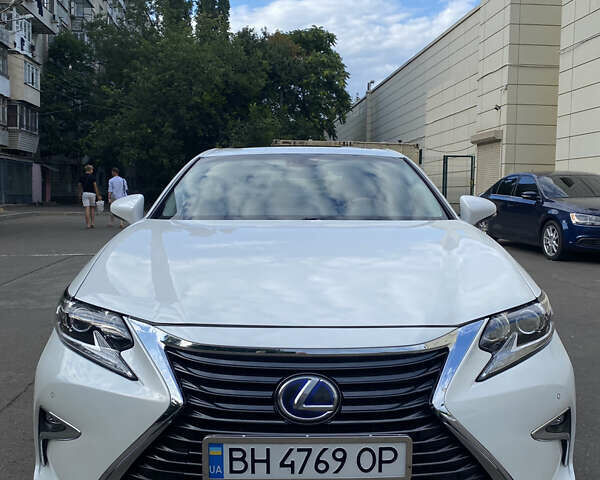 Білий Лексус ЕС, об'ємом двигуна 2.49 л та пробігом 280 тис. км за 18500 $, фото 3 на Automoto.ua