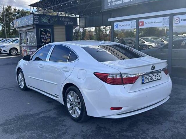 Білий Лексус ЕС, об'ємом двигуна 2.49 л та пробігом 183 тис. км за 14999 $, фото 1 на Automoto.ua