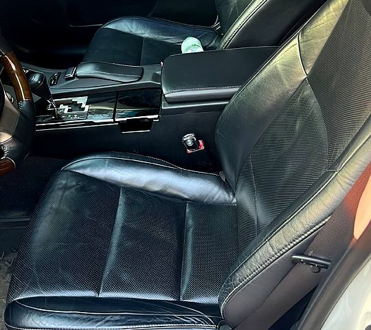 Белый Лексус ЕС, объемом двигателя 3.5 л и пробегом 320 тыс. км за 15500 $, фото 8 на Automoto.ua