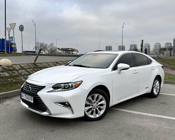Білий Лексус ЕС, об'ємом двигуна 2.49 л та пробігом 228 тис. км за 17300 $, фото 1 на Automoto.ua