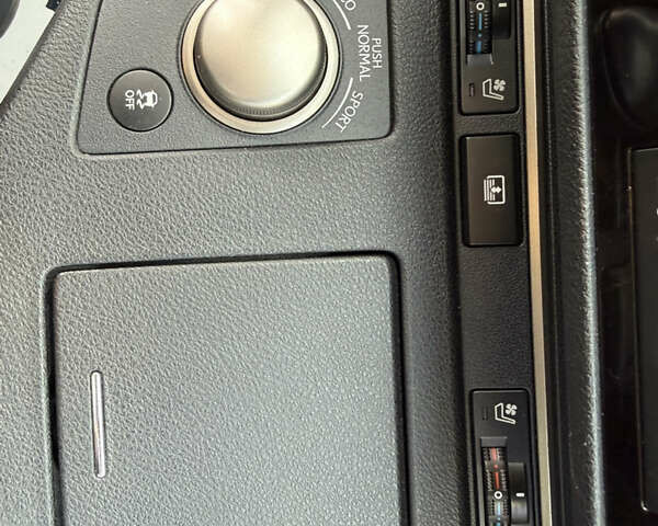 Белый Лексус ЕС, объемом двигателя 3.5 л и пробегом 87 тыс. км за 22500 $, фото 82 на Automoto.ua