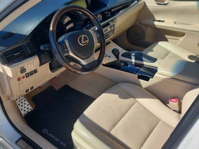 Білий Лексус ЕС, об'ємом двигуна 3.5 л та пробігом 185 тис. км за 23500 $, фото 12 на Automoto.ua