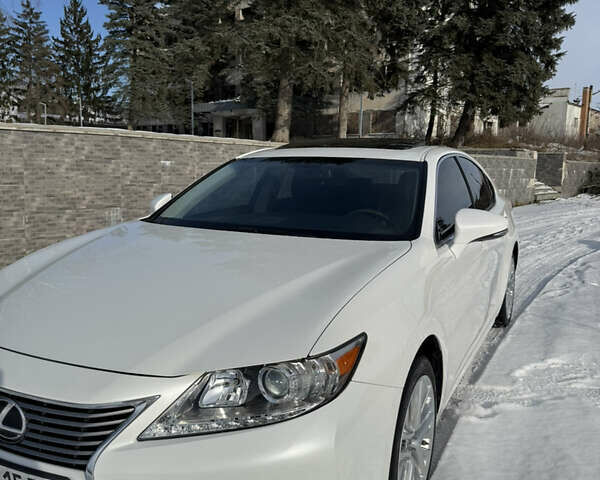 Белый Лексус ЕС, объемом двигателя 3.5 л и пробегом 87 тыс. км за 22500 $, фото 31 на Automoto.ua