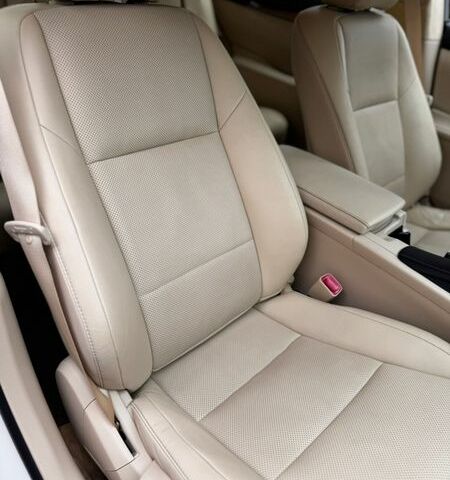 Белый Лексус ЕС, объемом двигателя 2.49 л и пробегом 79 тыс. км за 20499 $, фото 24 на Automoto.ua