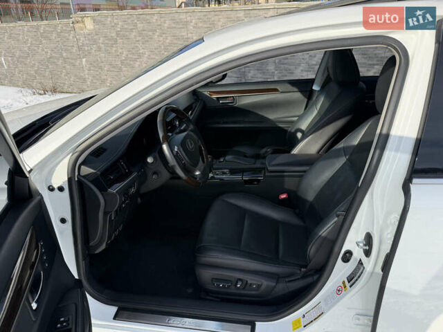 Белый Лексус ЕС, объемом двигателя 3.5 л и пробегом 87 тыс. км за 22500 $, фото 70 на Automoto.ua