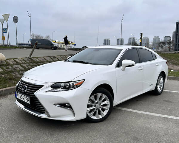 Білий Лексус ЕС, об'ємом двигуна 2.49 л та пробігом 228 тис. км за 17300 $, фото 10 на Automoto.ua