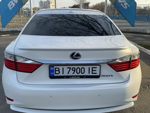 Белый Лексус ЕС, объемом двигателя 2.5 л и пробегом 172 тыс. км за 17800 $, фото 6 на Automoto.ua