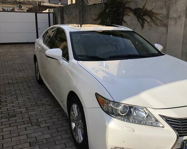 Белый Лексус ЕС, объемом двигателя 2.49 л и пробегом 204 тыс. км за 20000 $, фото 6 на Automoto.ua