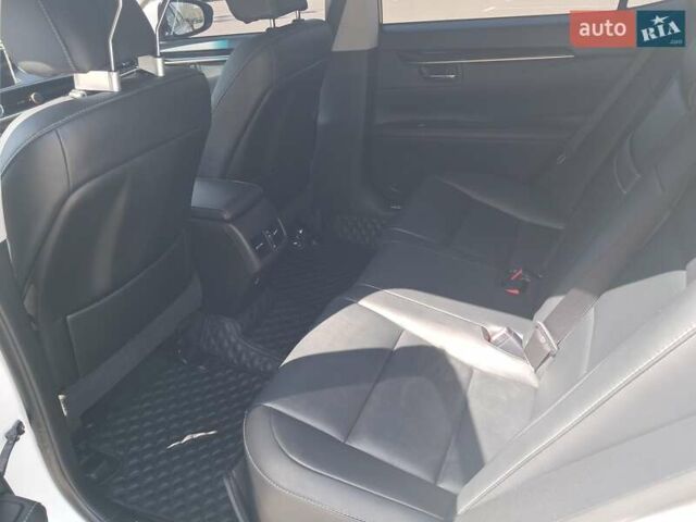 Белый Лексус ЕС, объемом двигателя 2.49 л и пробегом 195 тыс. км за 15500 $, фото 9 на Automoto.ua