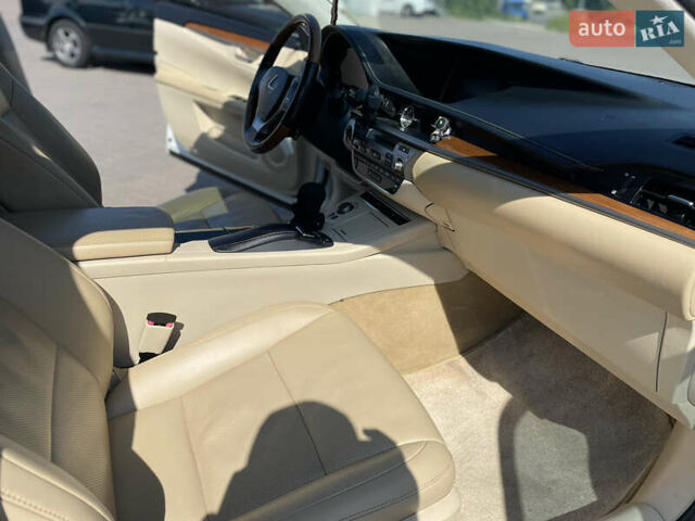 Білий Лексус ЕС, об'ємом двигуна 2.49 л та пробігом 247 тис. км за 15800 $, фото 18 на Automoto.ua