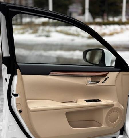 Белый Лексус ЕС, объемом двигателя 2.49 л и пробегом 79 тыс. км за 20499 $, фото 18 на Automoto.ua