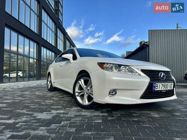 Белый Лексус ЕС, объемом двигателя 2.49 л и пробегом 167 тыс. км за 17500 $, фото 1 на Automoto.ua