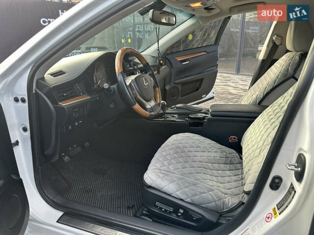 Белый Лексус ЕС, объемом двигателя 2.49 л и пробегом 167 тыс. км за 17500 $, фото 15 на Automoto.ua