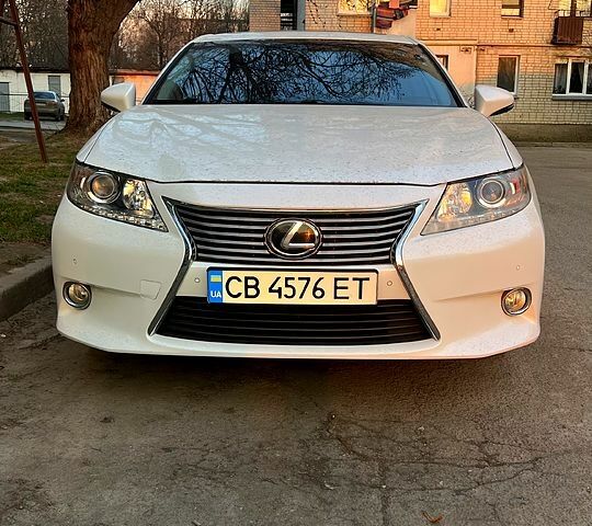 Белый Лексус ЕС, объемом двигателя 3.5 л и пробегом 320 тыс. км за 15500 $, фото 4 на Automoto.ua