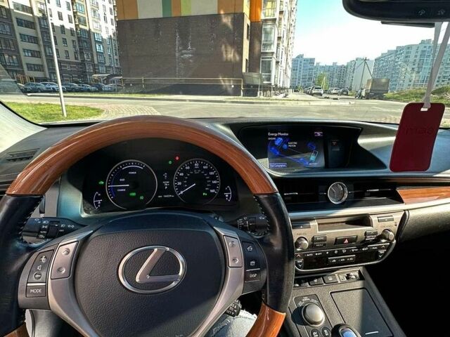 Белый Лексус ЕС, объемом двигателя 2.49 л и пробегом 160 тыс. км за 20900 $, фото 16 на Automoto.ua