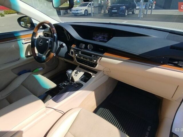 Білий Лексус ЕС, об'ємом двигуна 2.49 л та пробігом 175 тис. км за 18500 $, фото 45 на Automoto.ua