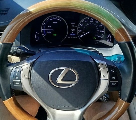 Білий Лексус ЕС, об'ємом двигуна 2.49 л та пробігом 175 тис. км за 18500 $, фото 11 на Automoto.ua