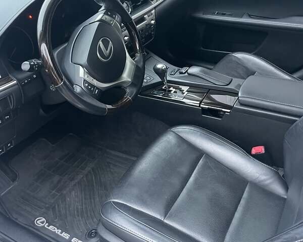 Белый Лексус ЕС, объемом двигателя 2.5 л и пробегом 133 тыс. км за 18500 $, фото 11 на Automoto.ua