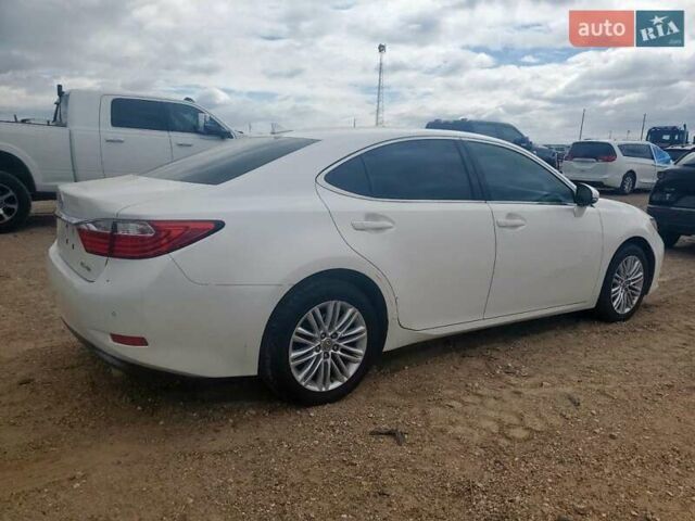 Белый Лексус ЕС, объемом двигателя 3.44 л и пробегом 150 тыс. км за 3200 $, фото 3 на Automoto.ua