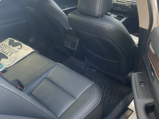 Білий Лексус ЕС, об'ємом двигуна 3.5 л та пробігом 130 тис. км за 23500 $, фото 10 на Automoto.ua